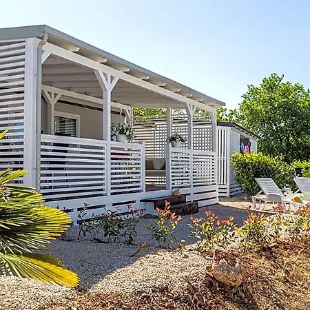 호텔 Zelena Laguna Mobile Homes
